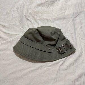 GAP Dark Green Bucket Hat with Buckle